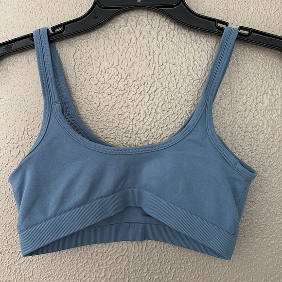 Women’s Victoria Secret Sport Blue Sports Bra, Medium - Picture 3 of 4